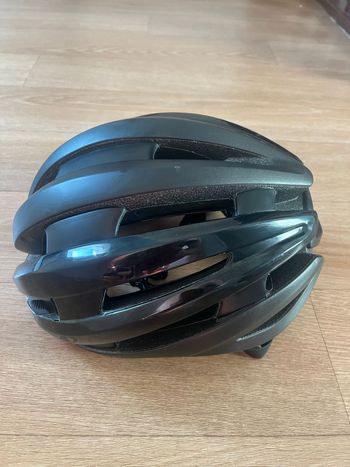 Used Giro Casque bike — image 3 of 9