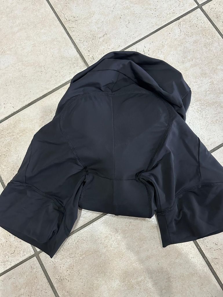 Used BTWIN pantaloncini bici 2018 bike — image 2 of 2