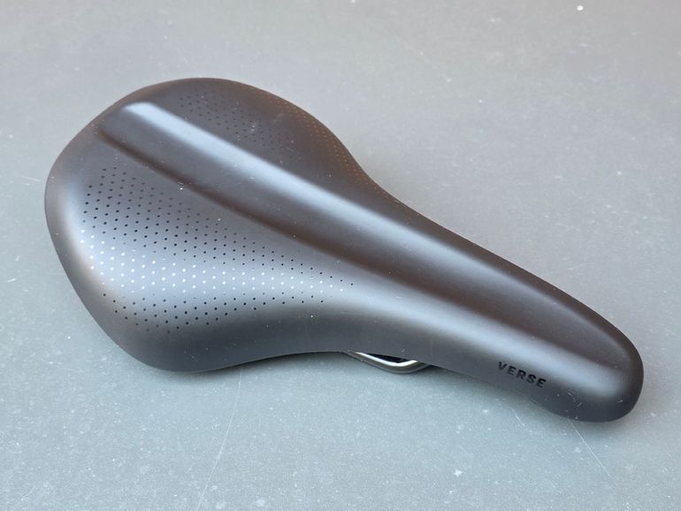 Used Trek Verse Trail Black 250 x 145 2025 bike — image 1 of 8