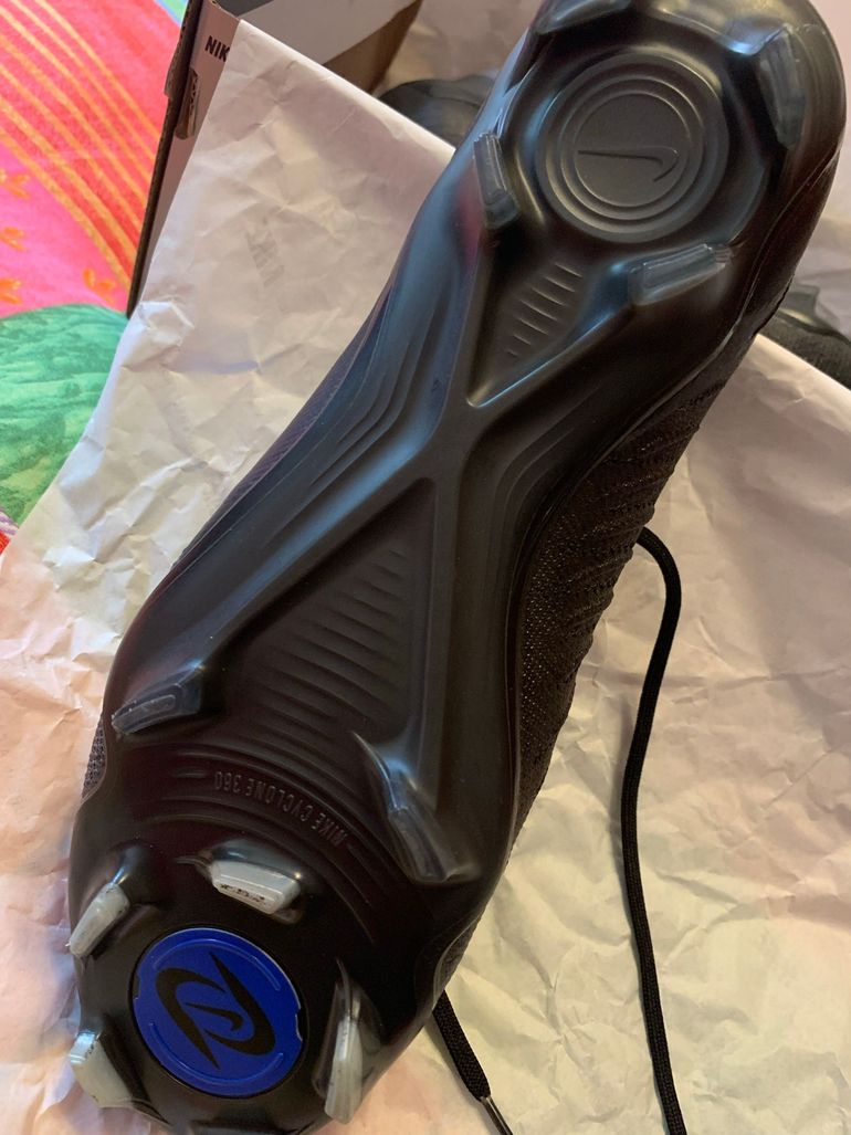 Used Nike Phantom GX II Elite FG 2024 bike — image 3 of 7