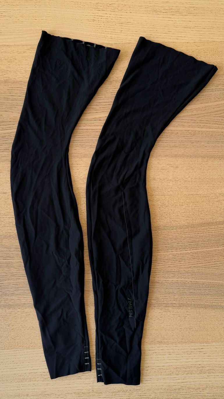 Used 7mesh Leg Warmers 2024 bike — image 2 of 4