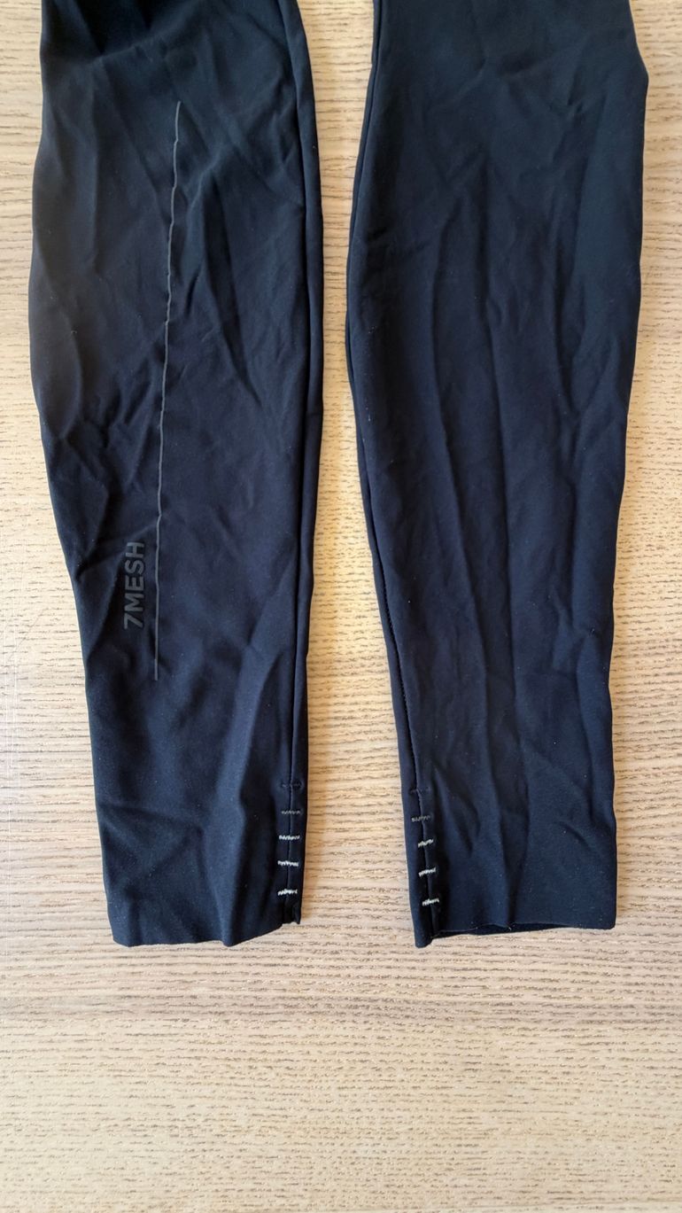 Used 7mesh Leg Warmers 2024 bike — image 3 of 4