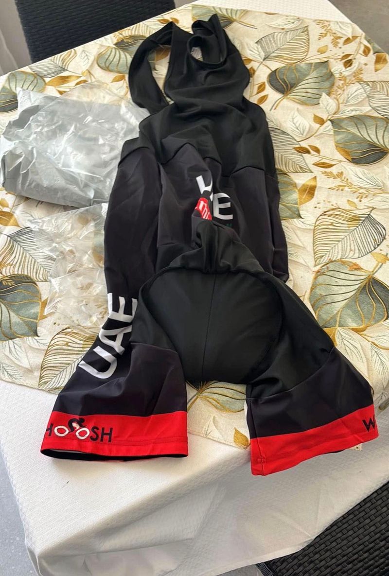 Used uae team 2024 bike — image 2 of 2