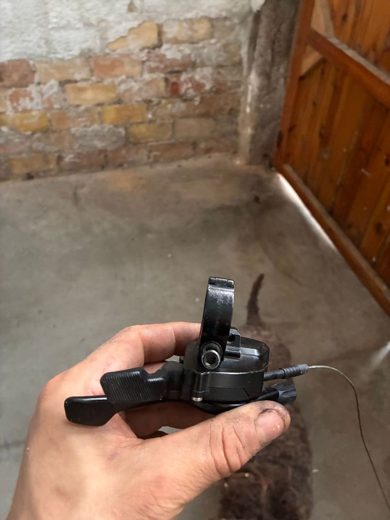 Used Bontrager DropLock bike — image 4 of 4