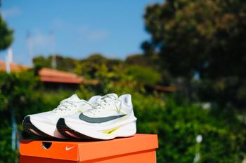 Used Nike Zoom Fly 6 2026 bike — image 2 of 8