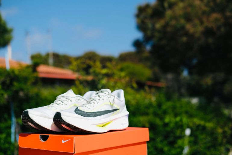 Used Nike Zoom Fly 6 2026 bike — image 2 of 8