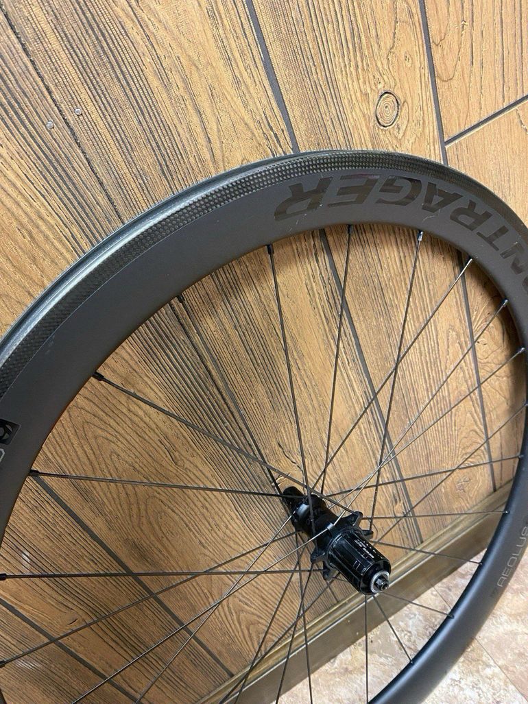 Used Bontrager Aeolus Pro 5 Clincher 2018 bike — image 4 of 8
