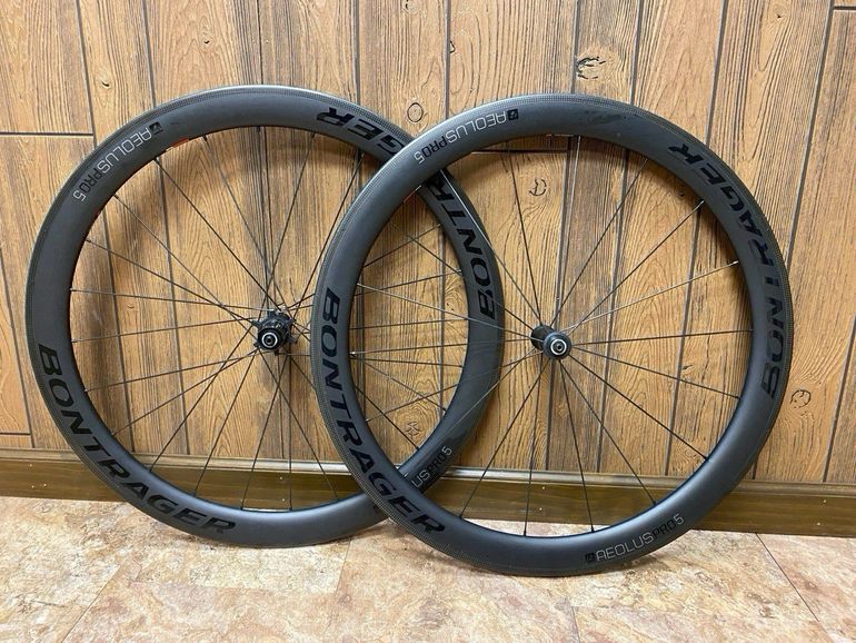 Used Bontrager Aeolus Pro 5 Clincher 2018 bike — image 1 of 8