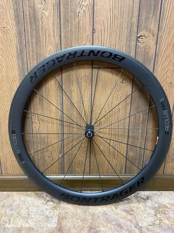 Used Bontrager Aeolus Pro 5 Clincher 2018 bike — image 8 of 8