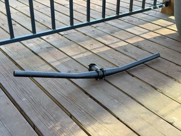 Used Specialized Handlebar 720mm bike — image 2 of 6