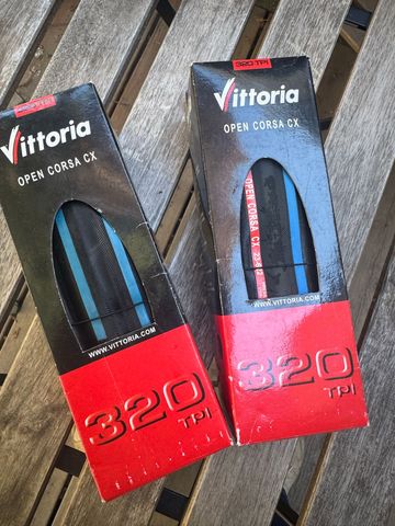 Używany Vittoria Corsa CX-III 23-622 2014 Tyres & Tubes