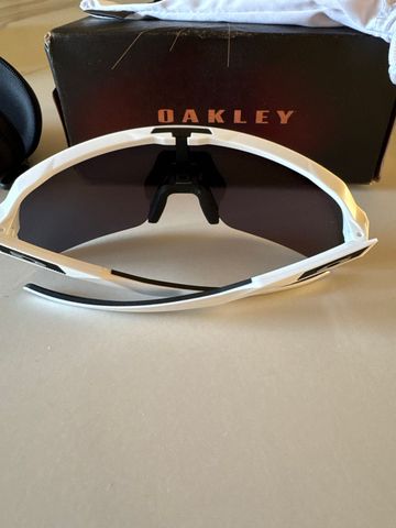 Tweedehands Oakley Glasses bike — afbeelding 4 van 5