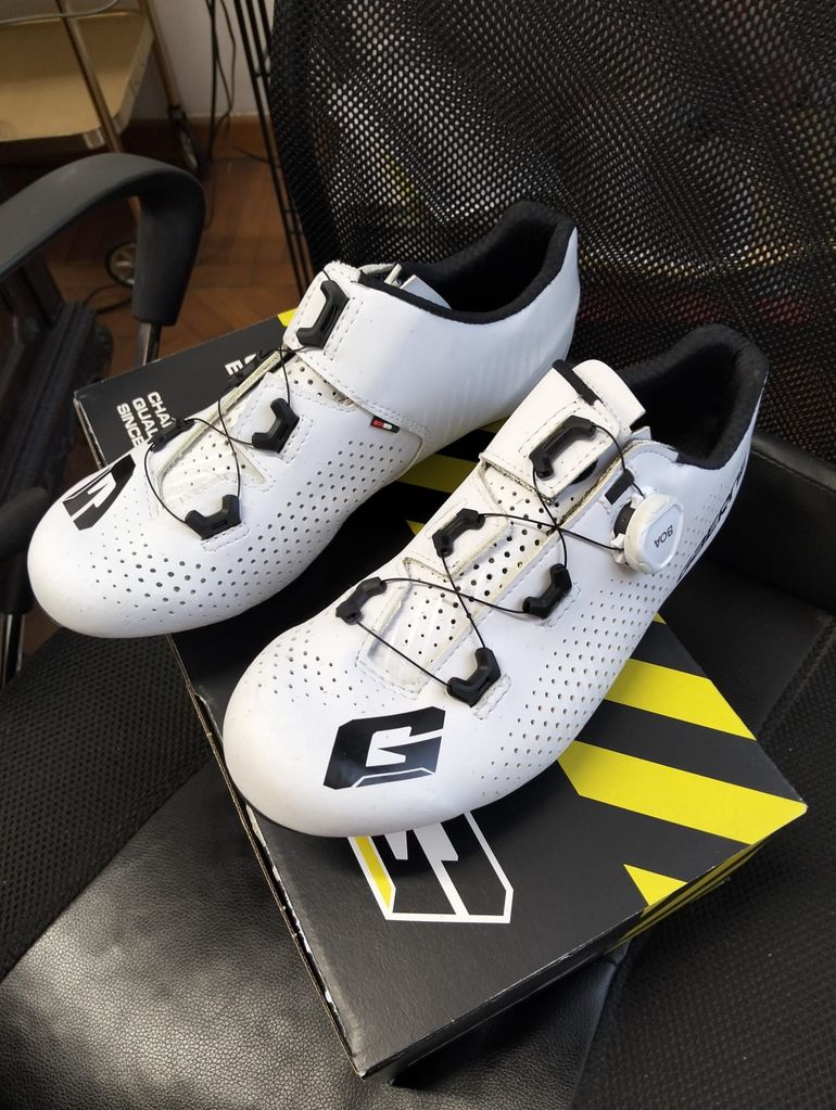 Used Gaerne Tuono bike — image 2 of 2
