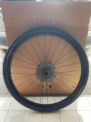 Käytetty Fulcrum Rapid Red 900 650B Wheelset 2025 Wheels