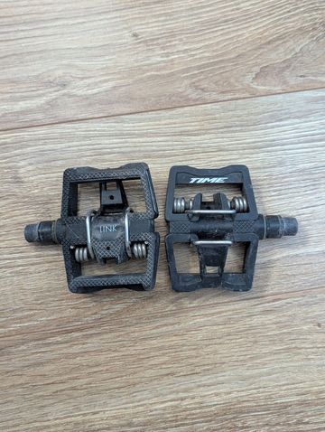 Použité Time Link Pedals Drivetrain & Pedals