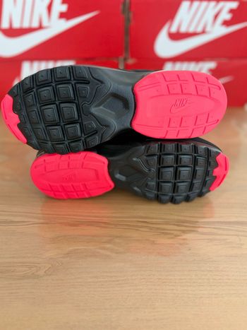 Used Nike Air Max Invigor GS bike — image 8 of 10