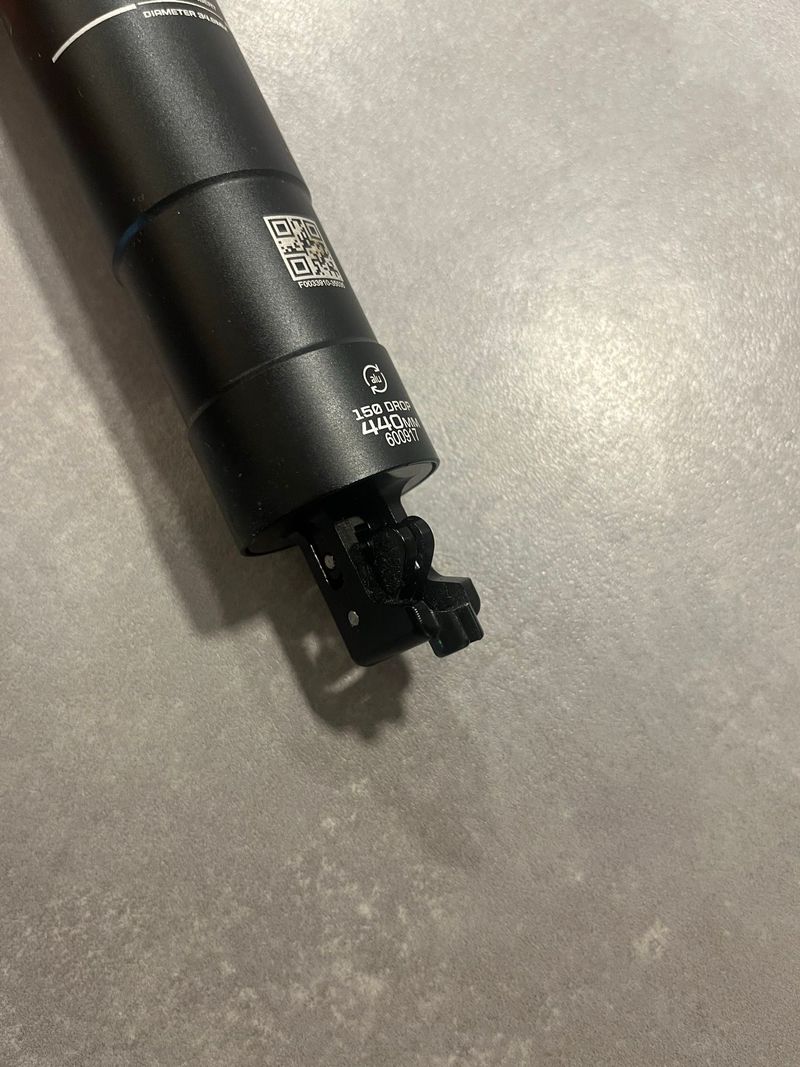 Used Bontrager Line Elite Dropper Post 2023 bike — image 4 of 6