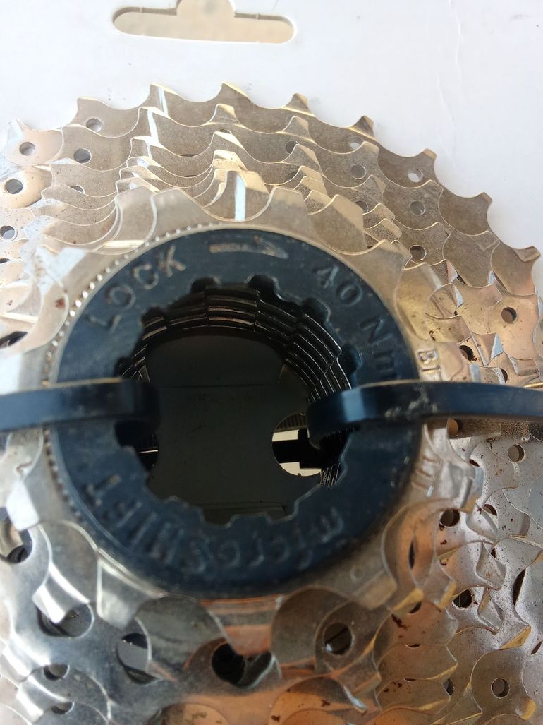 Used BTWIN K7 9 vitesse 11/32 bike — image 2 of 2