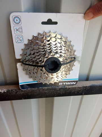 Used BTWIN K7 9 vitesse 11/32 Drivetrain & Pedals
