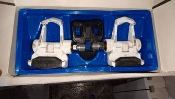 Used Look Delta Pedals bike — image 2 of 5