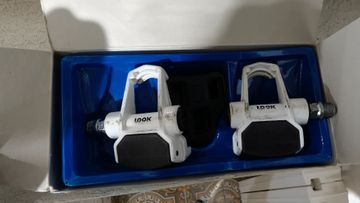 Used Look Delta Pedals bike — image 4 of 5