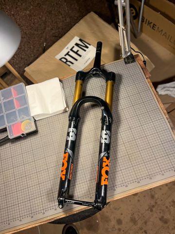 Brugt Fox 38 Grip2 170mm 2024 Fork