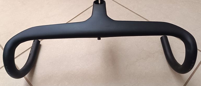 Used Bontrager Aeolus RSL VR-C bike — image 1 of 5