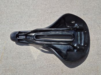 Used Bontrager Verse Comp Saddle 2024 bike — image 4 of 4