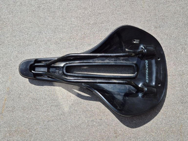 Used Bontrager Verse Comp Saddle 2024 bike — image 4 of 4