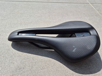 Used Bontrager Verse Comp Saddle 2024 bike — image 3 of 4