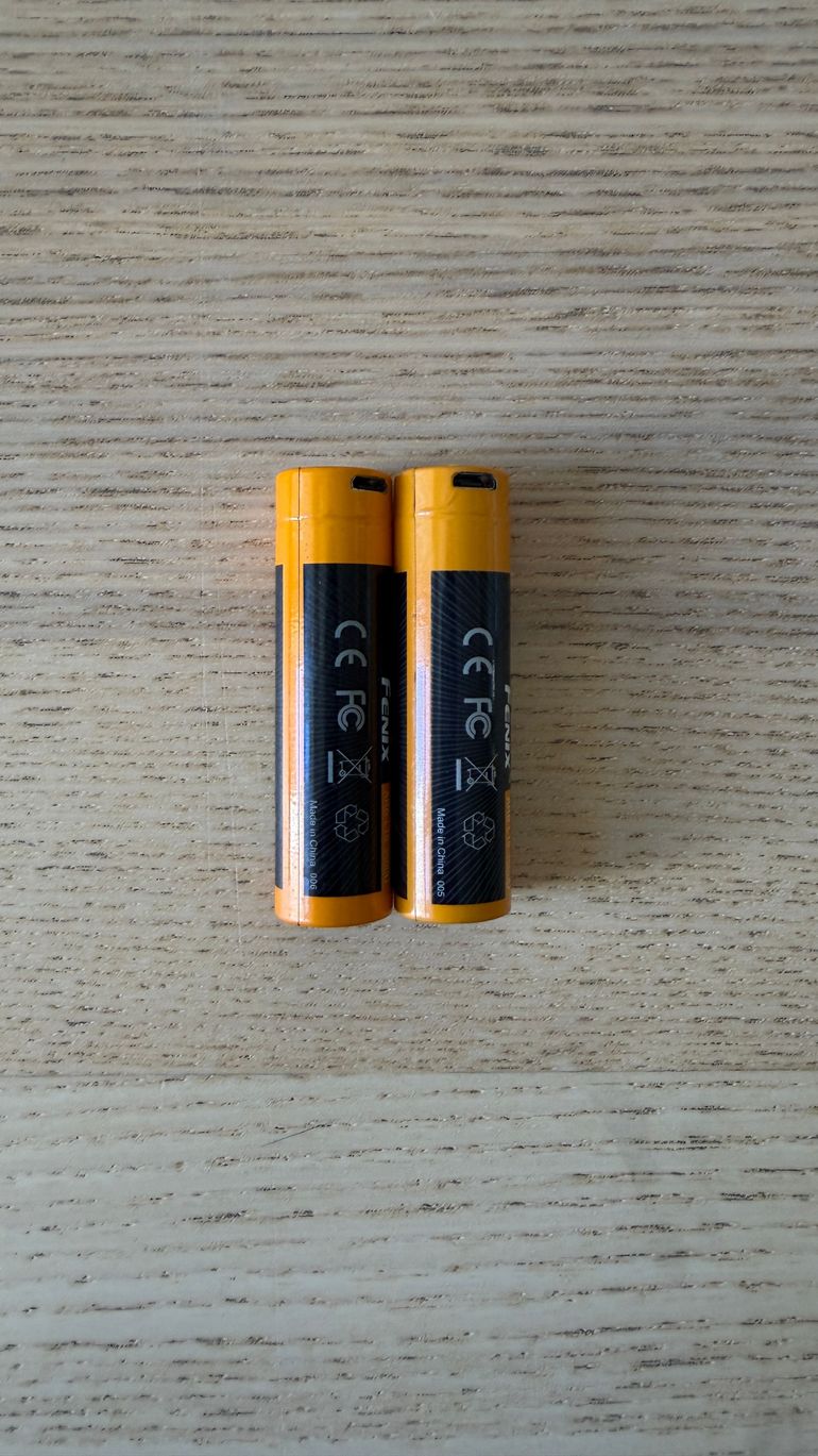 Used Fenix Battery 18650 3500 mAh USB bike — image 2 of 2