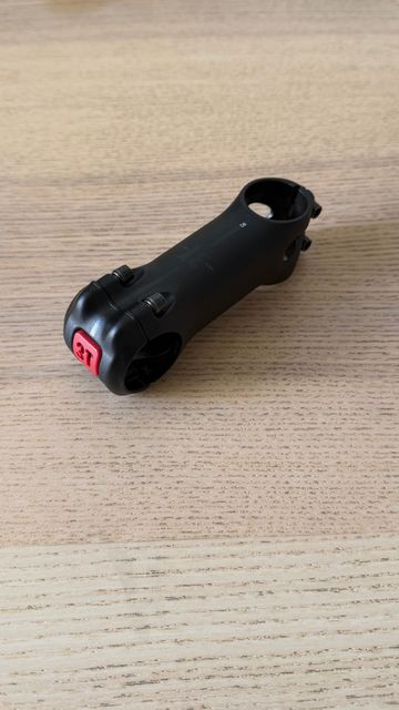 Tweedehands 3T Apto Stealth Alloy Stem Cockpit