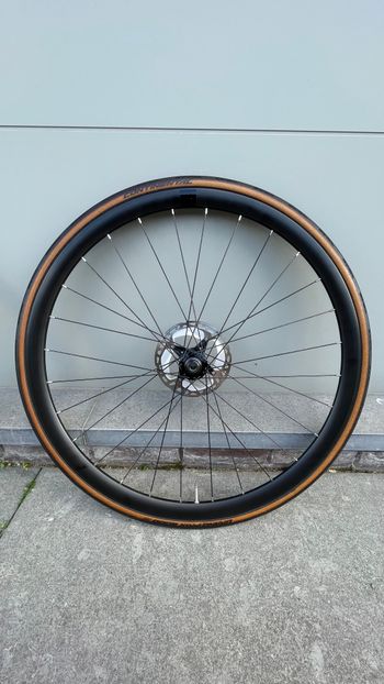 Used Shimano Disc Wheelset Aluminium with Ultegra Discs and 105 Cassette 2023 bike — image 2 of 6