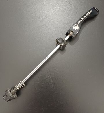 Použité American Classic Quick Release Front Wheel Axle 100mm Black Wheels