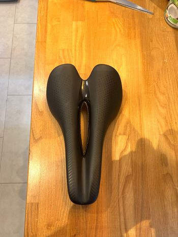 Giant, Contact SL Tri Saddle