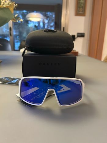 Oakley, Glasses