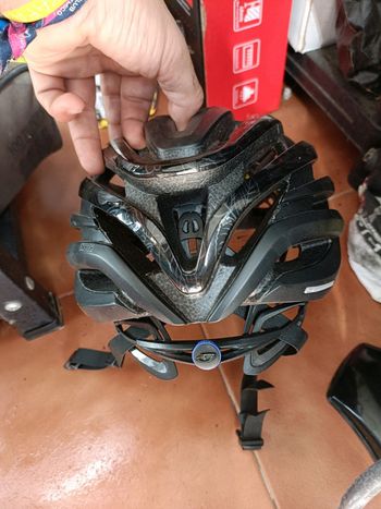 Used Giro Ember mips 2023 bike — image 6 of 9
