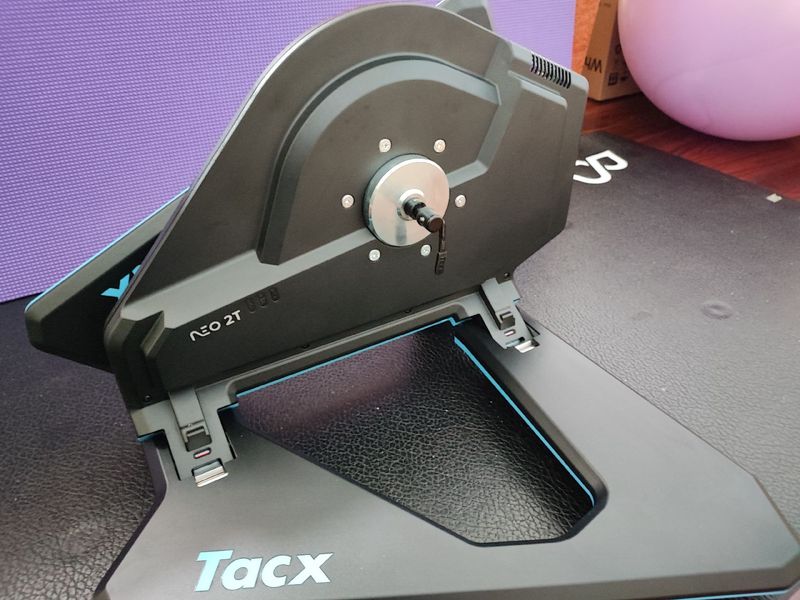 Brugt Tacx NEO 2T Smart Trainer 2025 Cycling Accessories