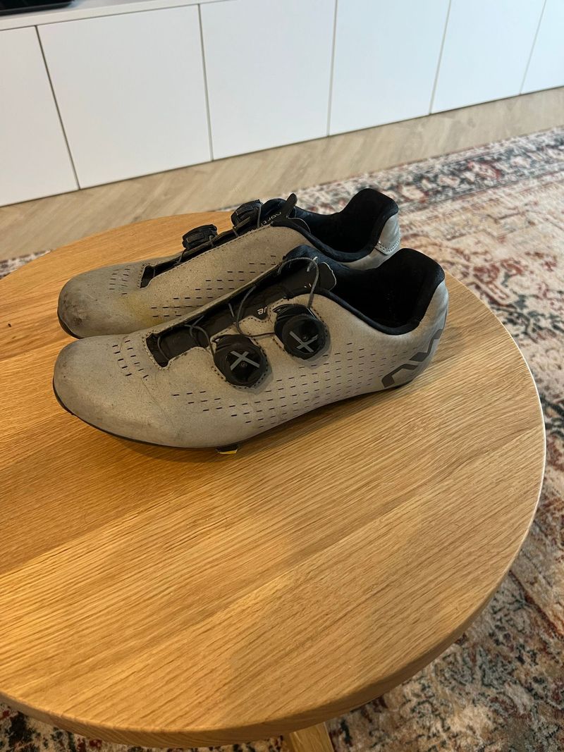 Northwave Revolution 3 Road Shoes Cycling Shoes d'occasion