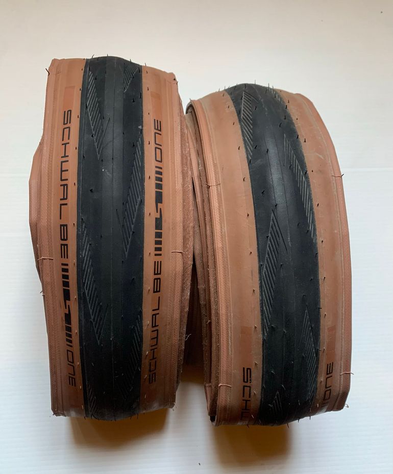 Used Schwalbe One TLE 622x32 bike — image 1 of 3