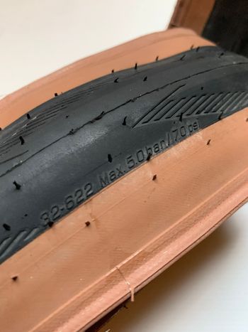 Used Schwalbe One TLE 622x32 bike — image 2 of 3