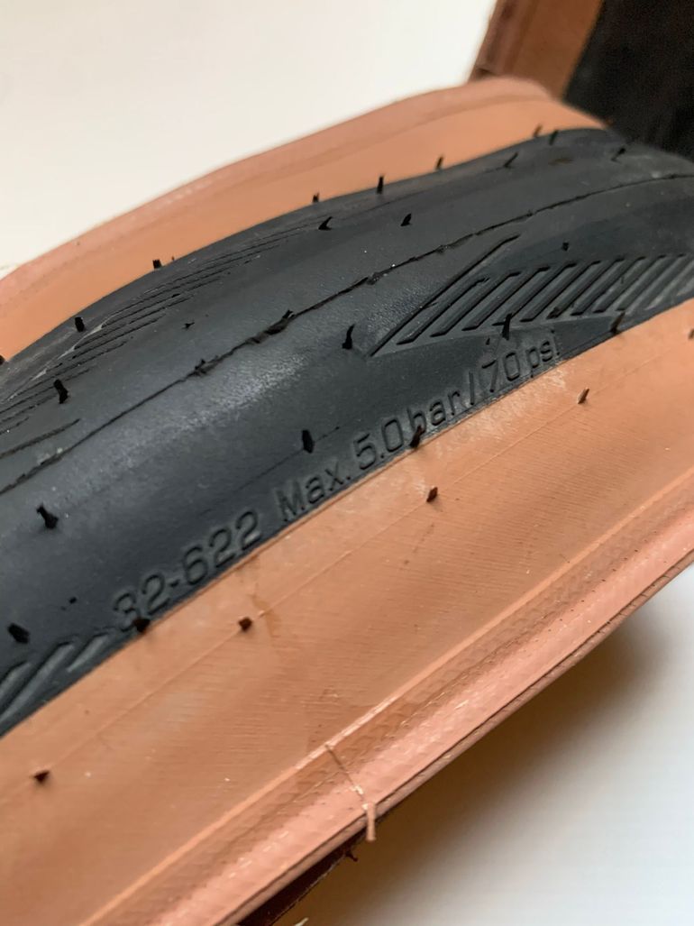 Used Schwalbe One TLE 622x32 bike — image 2 of 3