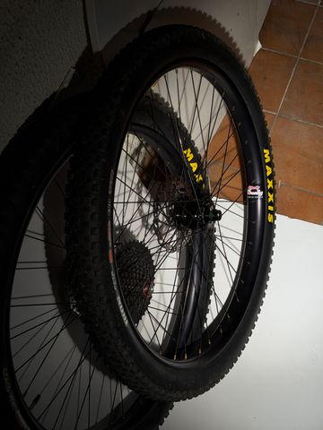 Brugt Chris King Boost Thru Axle 27.5 bike — billede 16 af 16