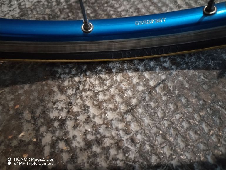 Used Mavic Ruote bike — image 3 of 11