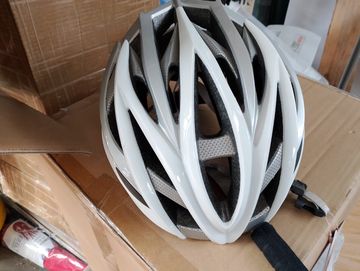 Used ABUS ZW Helmet 2017 bike — image 3 of 6