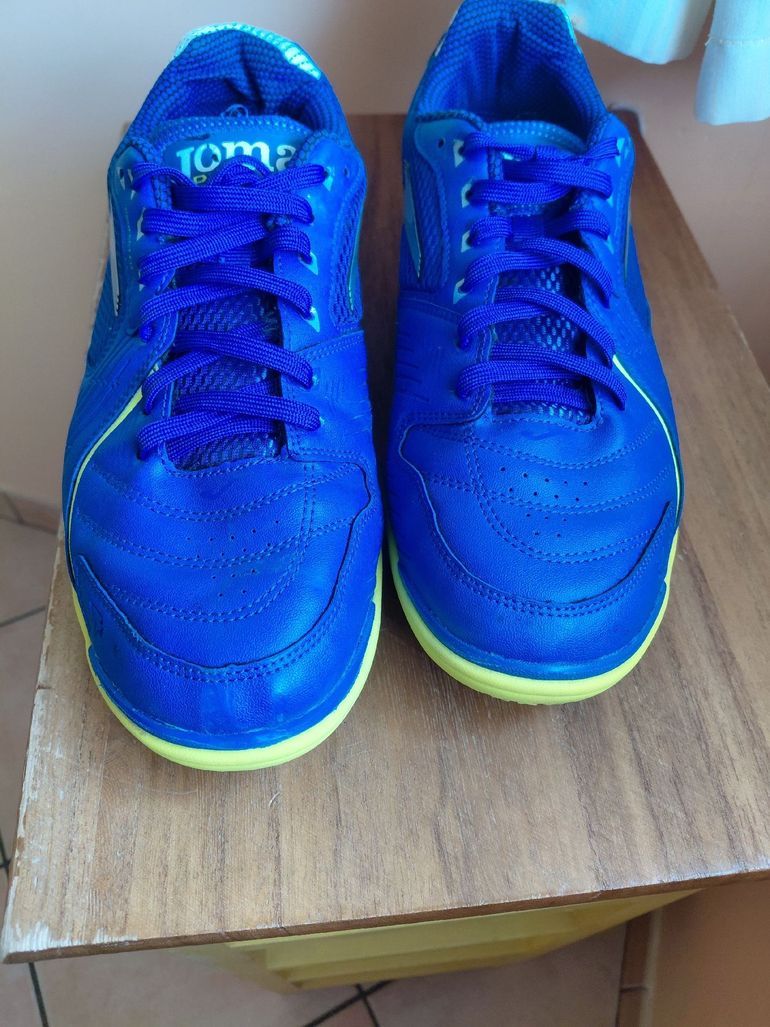 Used Joma Calcio a 5 Indoor Futsal Shoes bike — image 5 of 7