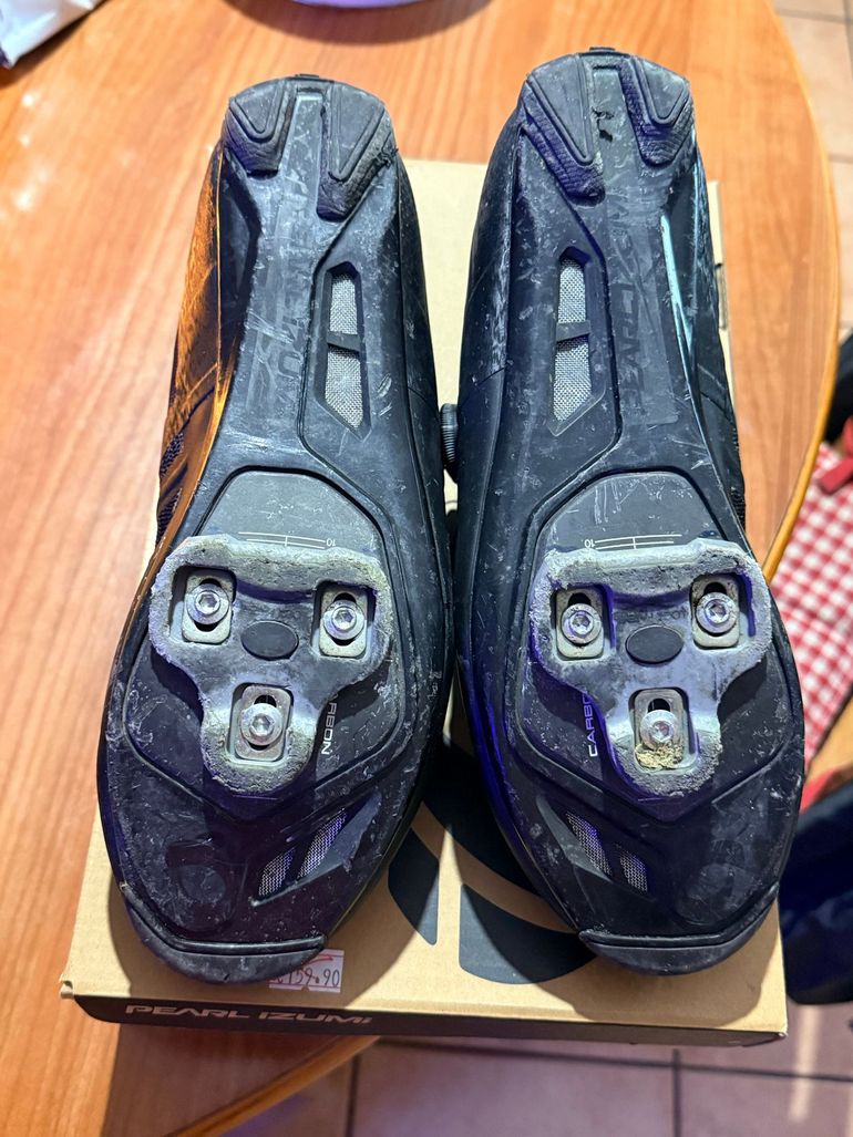 Used Pearl Izumi Scarpe Bdc 2025 bike — image 4 of 5