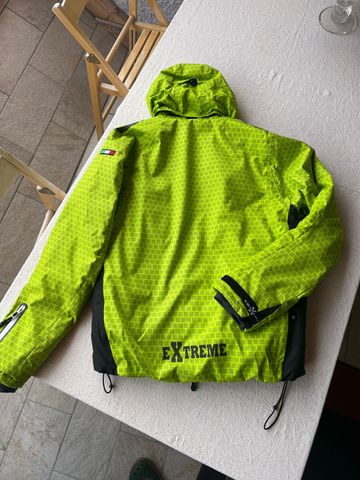 Tweedehands Extreme Insulated Ski Jacket Green 2017 bike — afbeelding 5 van 8