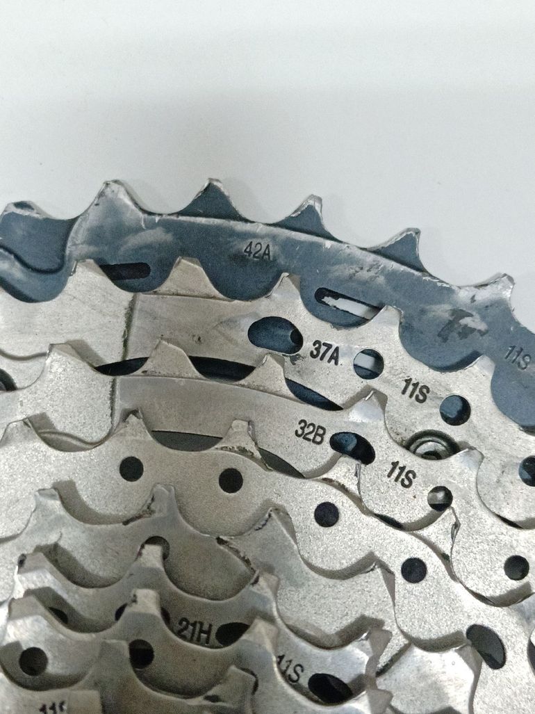 Used Shimano SLX bike — image 3 of 6