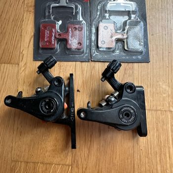 Used Tektro Bremssättel C550 + Beläge 2023 bike — image 2 of 4